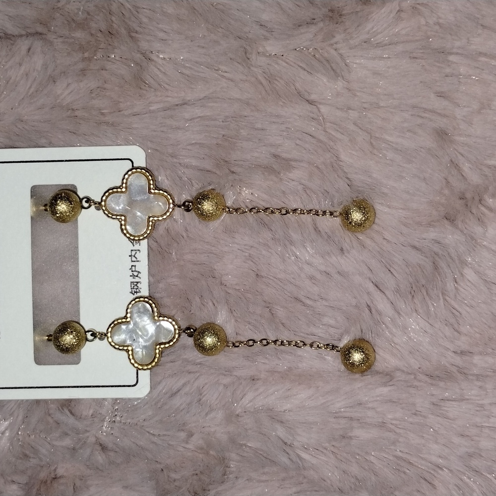 Spectacular earrings